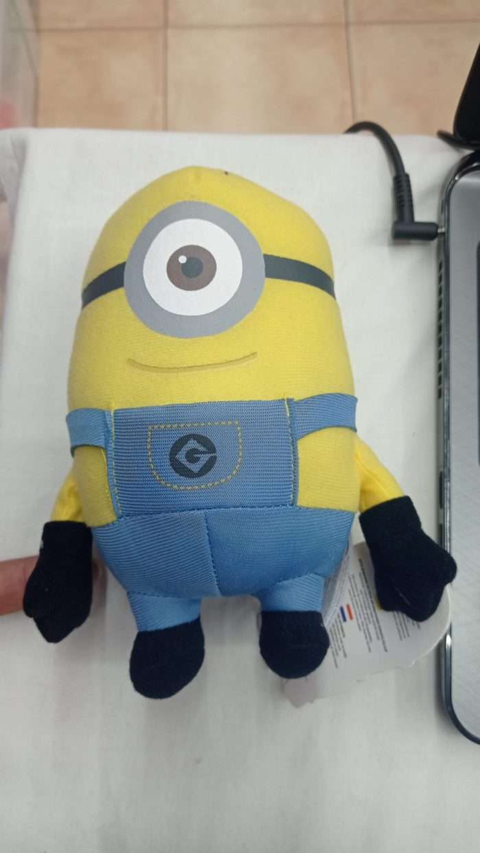 MINION MINI 18CM